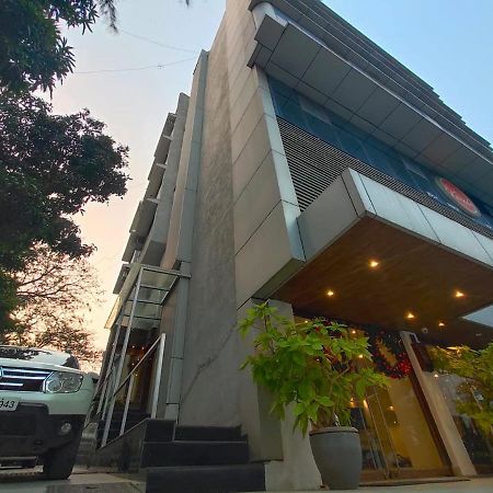 Hotel Samraj Bombay Extérieur photo